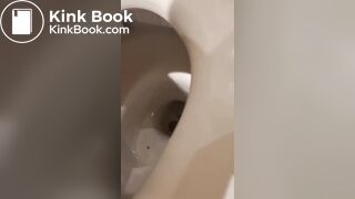 Cute girl poop scene046