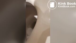 Cute girl poop scene046