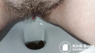 Morning piss and shit - video 6
