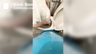 Fat ass Pawg bbw drops a big log