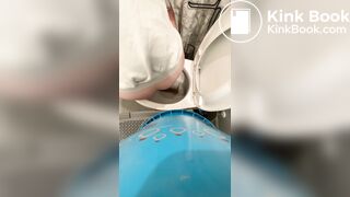 Fat ass Pawg bbw drops a big log