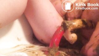 Scat dildo and smearing