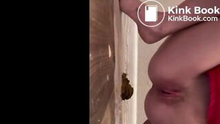 Gorgeous Young Bathroom Scat Bate