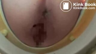 Close up of a woman pooping - video 19