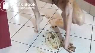 Hot girl shits and squirts - video 2