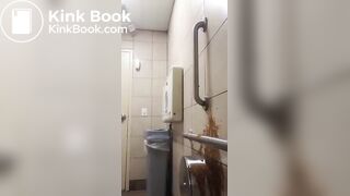 Girl shits all over a public toilet