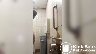Girl shits all over a public toilet