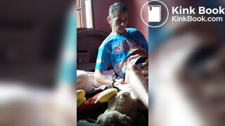 ton krao me film avec son tel dans sa chambre