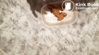 my fat pigwife shits in a container