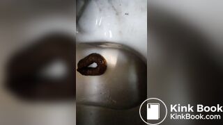 Sexy Mistress huge pooping