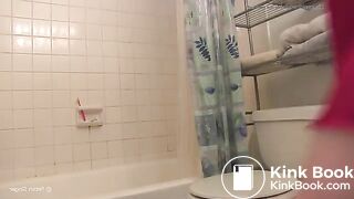 Ginger girl toilet shitting