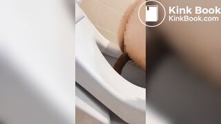 Cute girl poop scene047