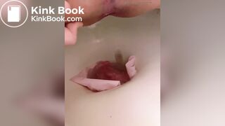 Cute girl poop scene041