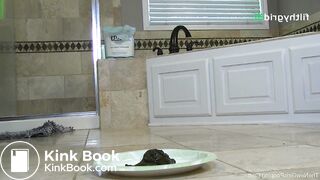 Hot girl shitting on paper plate many times