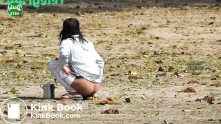 Skinny desi girl shitting outdoor