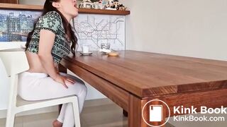 white leggins mess while sitting on a chair
