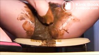 Disgusting Diarrhea shitting and fisting