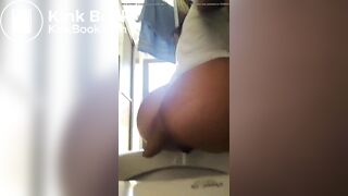 Brazilian girl shitting - video 3