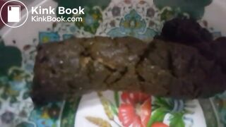 Sexy Girl Pooping on plate