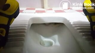 Sexy Girl Pooping on plate