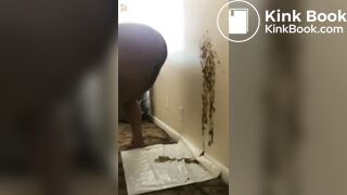 EBONY POO SPLATTERS