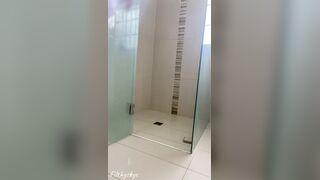 Gill pooping in shower cabin