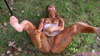 Scat girl - If you have the full vid please tell me <3