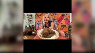 Sexy milf MASSIVE shit