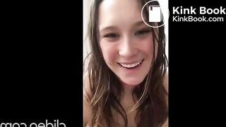 Unusual pooping pose