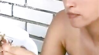 Mukbang ’ n ’ Shit