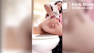 Pooping girl in toilet - video 3