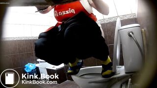 stunning pizza lady shit voyeur