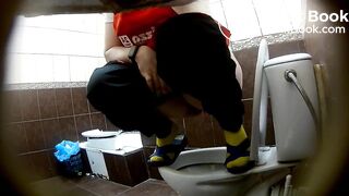 stunning pizza lady shit voyeur