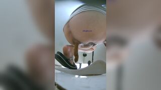 Chinese girl poop 3 - video 3