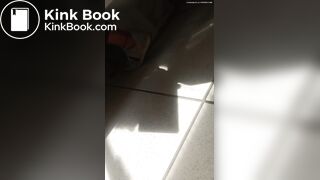 MUJER HACE CACA EN COPPEL 2