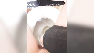 Cute girl pee scene 005