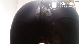 Ebony black leggings poop