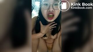 Shitting and eat