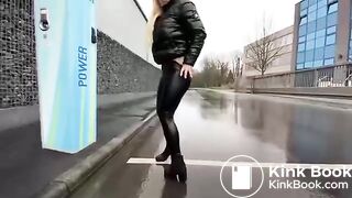 When you gotta go you gotta go - video 4