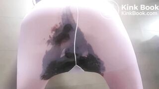 Huge poop in purple tights