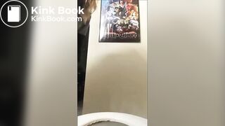 Blonde and her morning shit