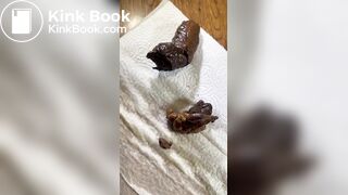 Morena rabuda cagando gostoso