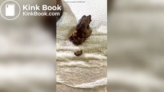 Morena rabuda cagando gostoso