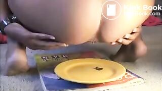 Pakistani girl shitting two times