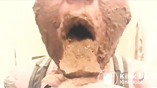 Russian girl smearing scat face..