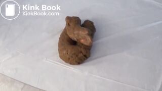 GORGEOUS MILF'S POOP PERFECTION