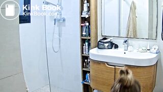 girl poop toilet - video 306