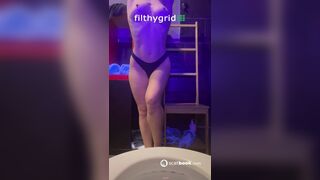 Hot blonde takes a dump