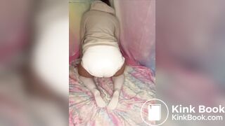 Diaper diarrhea in bed