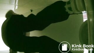 spy camera asian girl pee and shit.video_228